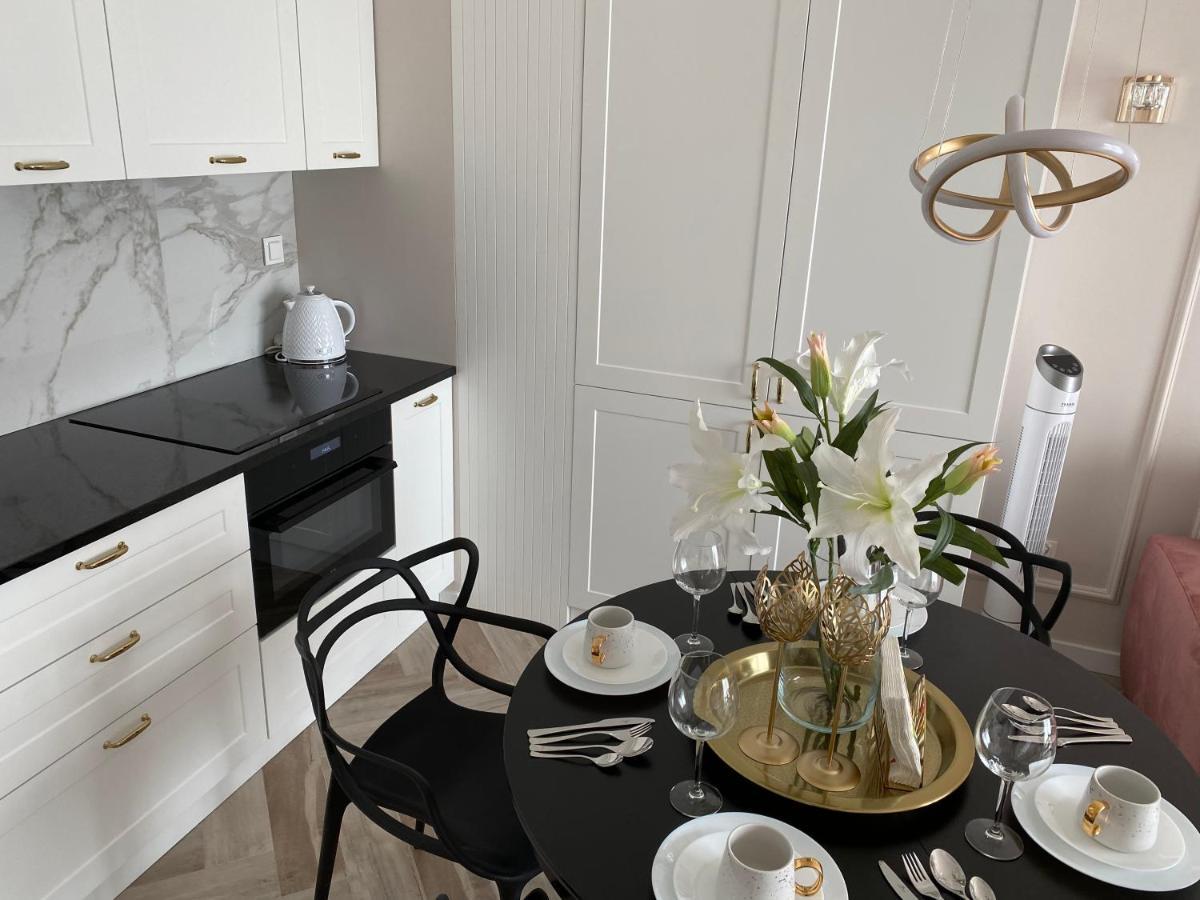 Apartament Gdańsk przy sercu starówki całkowicie nowy 2021, beautiful apartment in the old town bulit 2021 Exterior foto